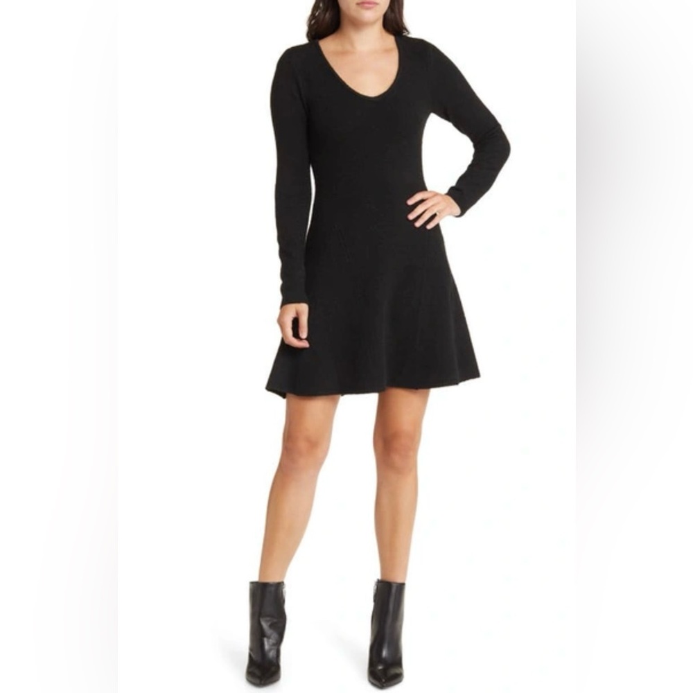 Chelsea 28 Long Sleeve Fit & Flare Sweater Dress In Black Size Small NWOT